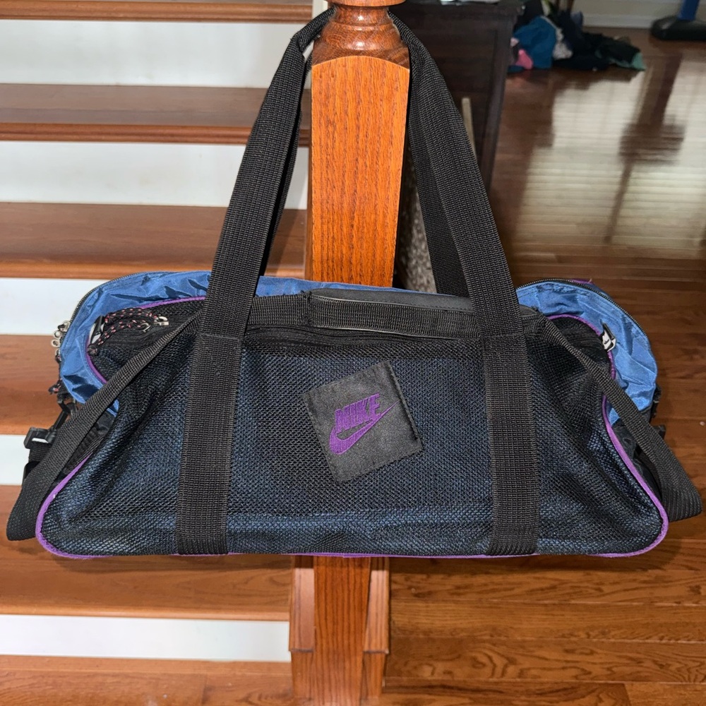Vintage Nike Black & Purple Duffle Bag